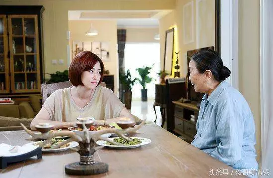 老公不在家,婆婆要來小住,夜班早上一回家,看到一幕我楞住了