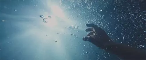 打錯一個洞,造出了一個鹹水湖、大瀑布和史上最大人造漩渦