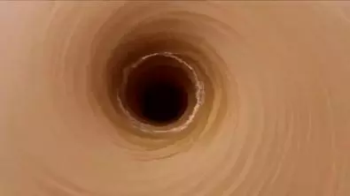 打錯一個洞,造出了一個鹹水湖、大瀑布和史上最大人造漩渦