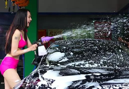 車上最髒的地方,不強調洗車員都不會洗,有的車子報廢了都沒洗過