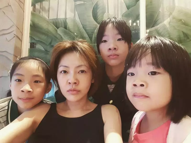 美到不可思議!小S三個女兒越大越漂亮❤個個都是高級名模臉!網民:誰還敢說她們丑?!