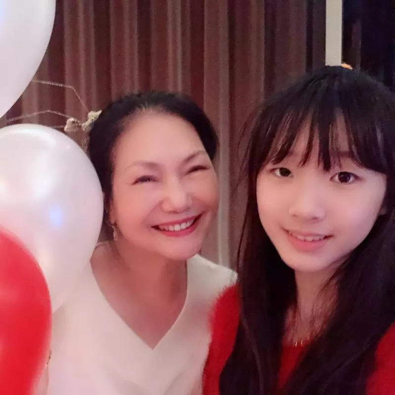 美到不可思議!小S三個女兒越大越漂亮❤個個都是高級名模臉!網民:誰還敢說她們丑?!