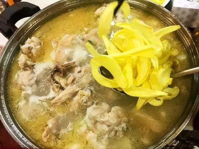 這10種花也能當菜吃,花摘一摘,炒雞蛋噴兒香!