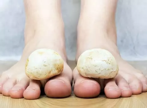 每天堅持「踮腳」幾分鐘,這4個問題竟會悄悄遠離你,不妨試一試