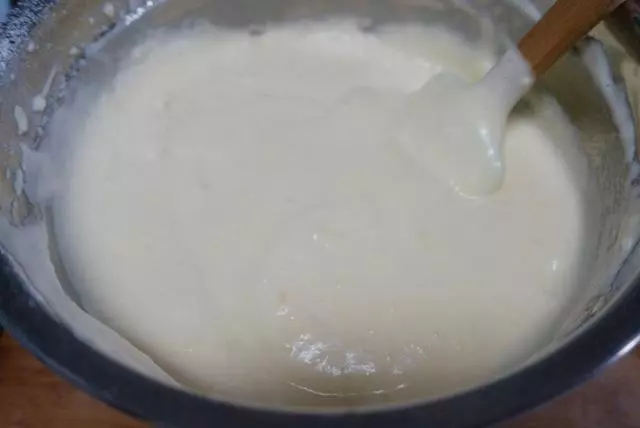 電飯鍋蒸蛋糕,簡單省事,蓬鬆好吃,多吃也不上火