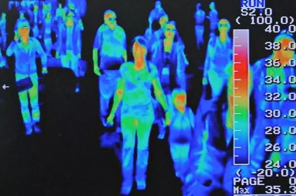 這就是為什麼「有些人會感覺特別冷、有些人卻感覺特別熱」的科學原因!