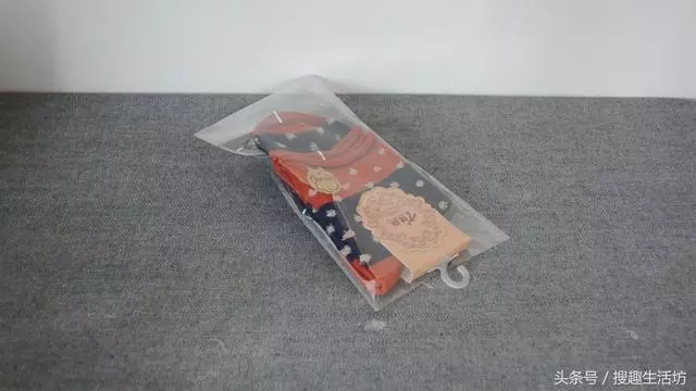 原來襪子上的掛鉤還有這個妙用,看到的人沒有一個不夸好的