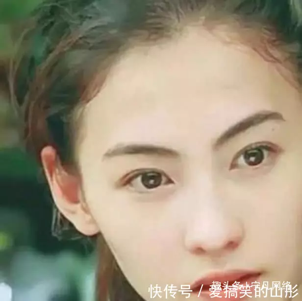 張柏芝官宣三胎兒子滿月,三公子身世被曝出有點讓人心酸!