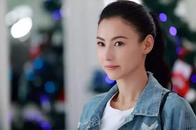 張伯芝不透露第三子生父,第三子為何姓謝,與謝霆鋒有何關系?