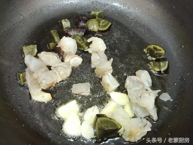 好多人都不愛吃西蘭花,是你做的不對,按這方法做,一鍋都不夠吃