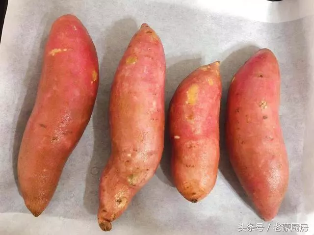 在家自己烤紅薯,吱吱流油,做法簡單,香甜可口,滿屋飄香