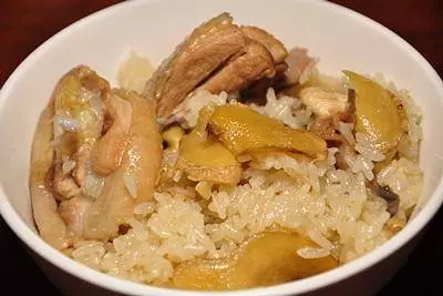 麻油雞飯的詳細做法,今天就來一鍋熟