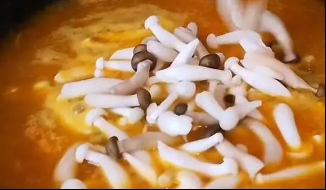 1塊豆腐,1塊南瓜,這樣簡單一做,好喝有營養,老少皆宜