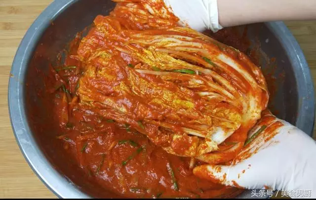 辣白菜的腌制方法,做法和配方告訴你,分分鐘就能學會,零失敗