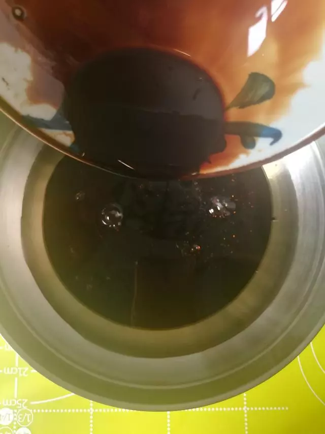教你在家不用一滴水學會用電飯煲燜雞,外酥里嫩,香氣撲鼻