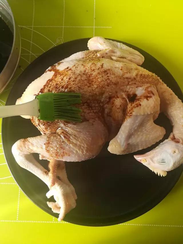 教你在家不用一滴水學會用電飯煲燜雞,外酥里嫩,香氣撲鼻