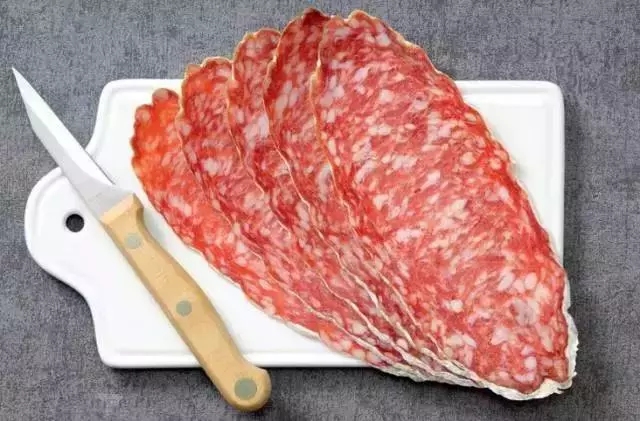 香腸原來還有這麼多種類,之前以為都叫「火腿腸」!