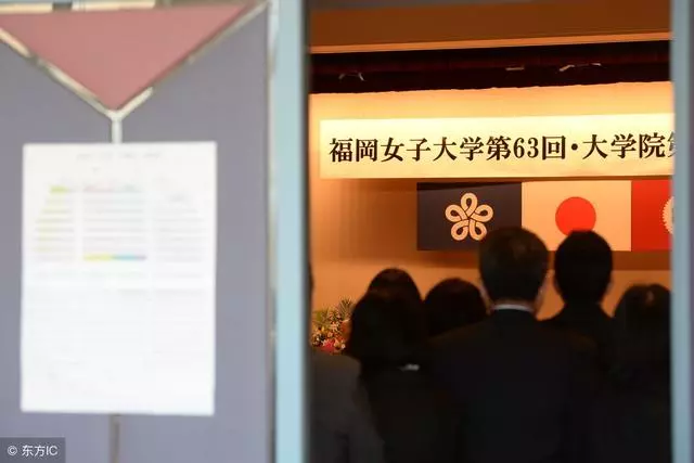 為了提高生育率,這些國家都是怎樣「騙」人生孩子的?