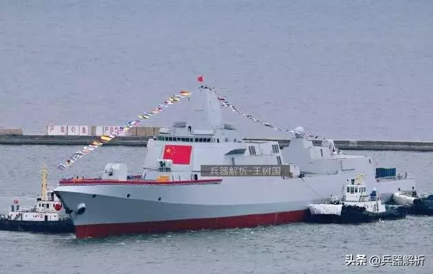 耗電量驚人!055驅逐艦很難裝備電磁炮,發射一次全艦設備關閉