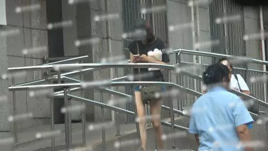 鹿晗豪宅曝光,八千多萬奢華別墅相當氣派,疑為關曉彤準備婚房?