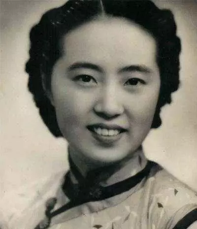 吵架後她回了娘家,待了半年卻沒人來接,回去發現家中換了女主人