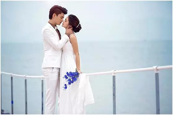 我結婚母親分文不出,如今她不請自來住我家,妻子的反應我傻了!