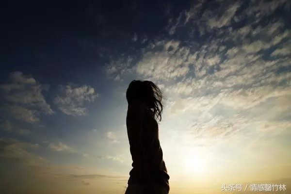 婆婆,我媽送來給我坐月子的老母雞,為什麼在小姑子桌上?