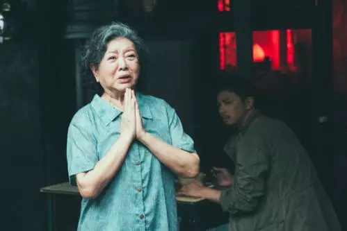 國民阿嬤「陳淑芳」78歲仍不停接戲,她坦言「要顧巴肚、繳房租」...獨居狀況意外曝光!
