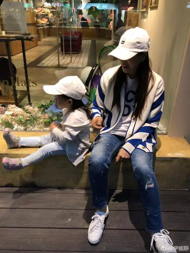魯豫首次參觀伊能靜公主豪宅,剛進門就被嚇到以為她開的是幼兒園!