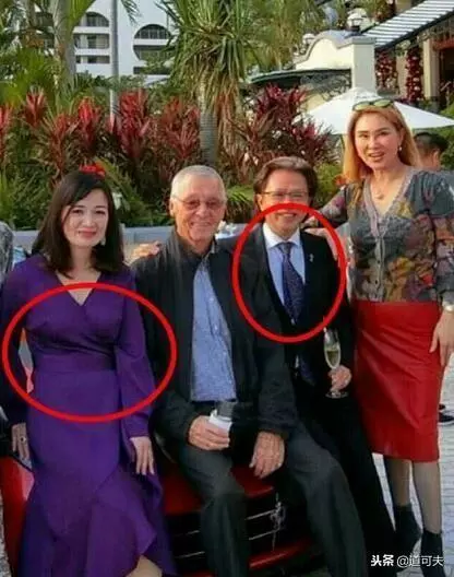 前夫病逝,二婚嫁大19歲百億富豪,42歲陳少霞懷三胎:是自然懷孕!