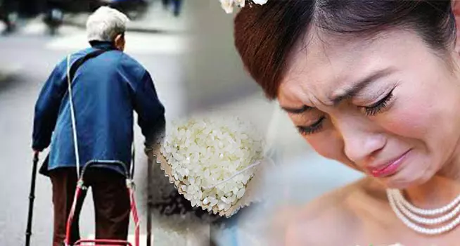 15歲就嫁人生子,婆婆天天拿一把米叫我到路口撒,直到鄰居偷偷告訴我用意我忍不住崩潰!