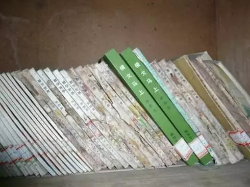 枕頭用半年就「發黃有異味」,保姆教的小竅門超管用,立馬變新枕頭!