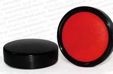 衣服不管染上什麼污漬,只要用「這一招」都能洗掉!簡直太實用了!