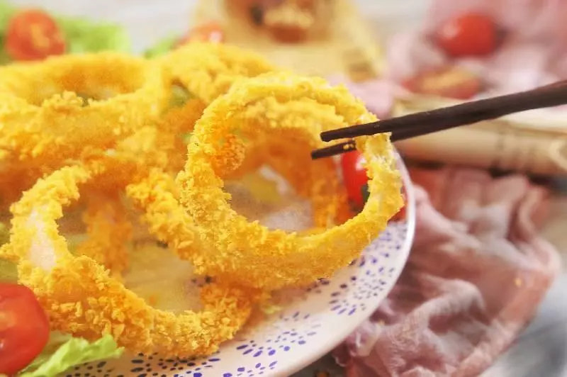 教你一款自製零食,非油炸的洋蔥圈,美味又健康