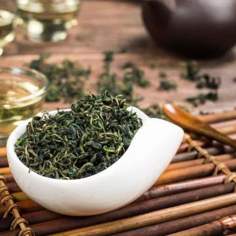 肝病最怕的6種「鹼性食物」,每天吃一點,肝毒清的乾乾淨淨,一天比一天好!