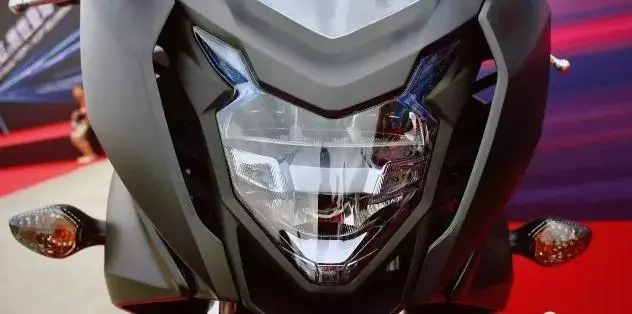 不再苦等CB650R,這台國內有售的CB650F圓你本田四缸CB夢!