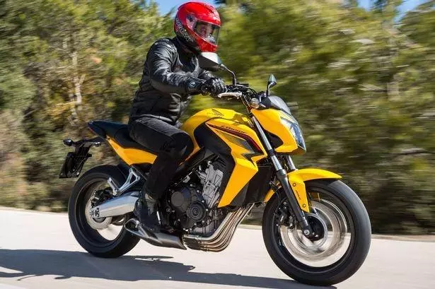 不再苦等CB650R,這台國內有售的CB650F圓你本田四缸CB夢!