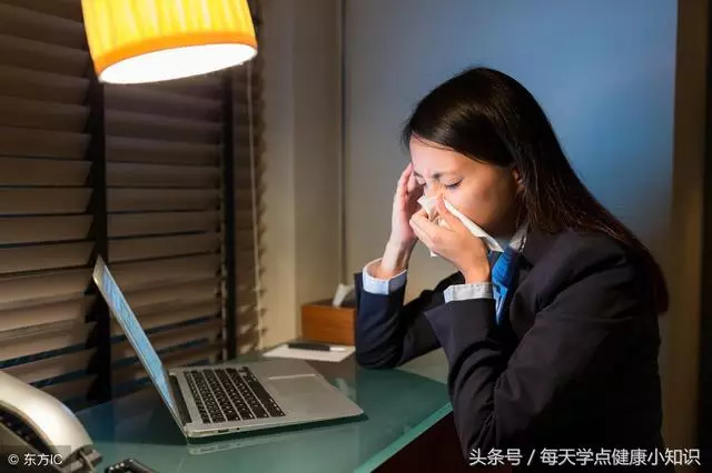 專治失眠的3個穴位,每天按1按,失眠、心悸、頭痛全部拿下