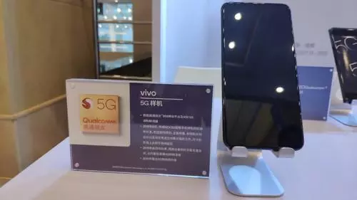 萬眾期待的5G手機終於來了 但是你買得起嗎