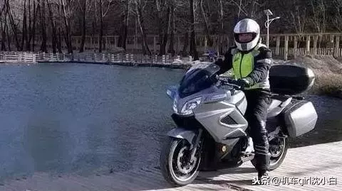 冬天怎樣騎摩托車才不會冷?