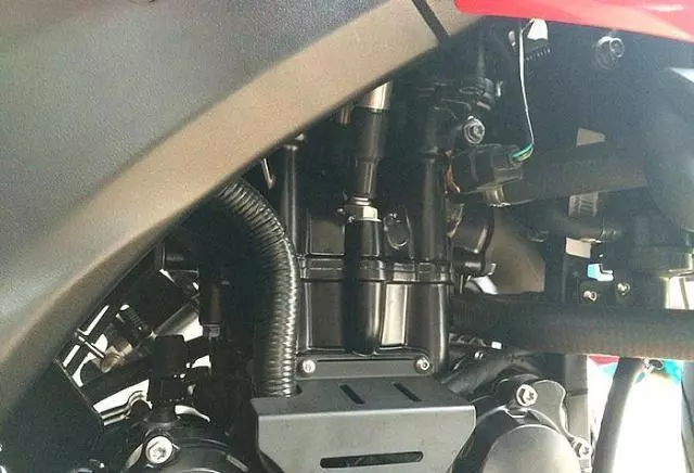 拿下隆鑫LX650,寶馬大單缸發動機,彎道神車,做工比川崎還好
