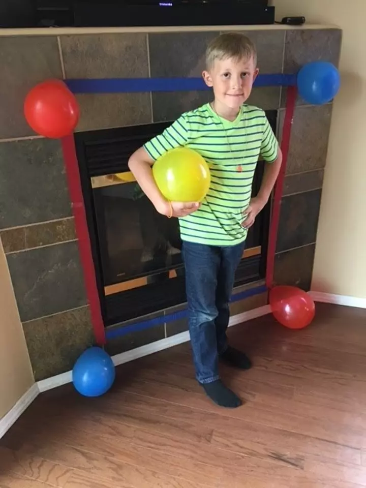我不受歡迎嗎?9歲男孩生日派對沒人來 萬名網友心碎送他「永生難忘的回憶」!