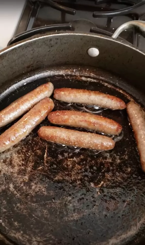 聲音片/香腸一入鍋「淒厲尖叫求饒」 地獄哀嚎聲網驚:多不想被吃?