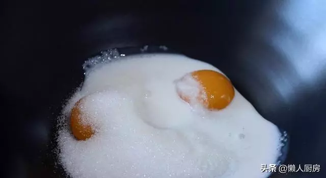 不用烤箱,教你做提拉米蘇,入口即化,蛋糕店一小塊20多元