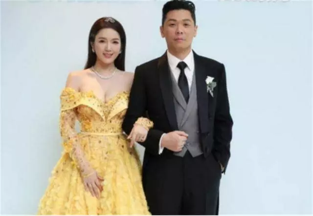 曾與郭富城傳緋聞,如今嫁富豪郎才女貌,170萬鑽戒更是閃瞎眼