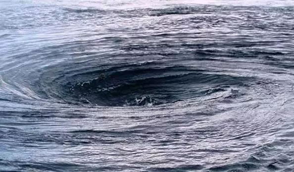 「地球上最怪異的25個奇景」,就算去不了,也一定要看看!真的大開眼界!