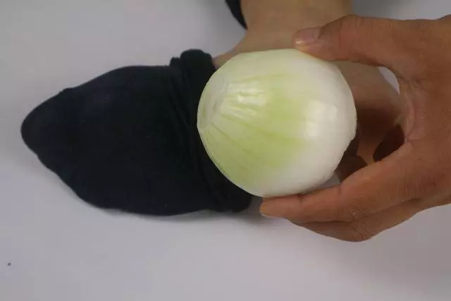 洋蔥泡水喝作用真厲害,可惜很少人知道,學會記得感謝我哦