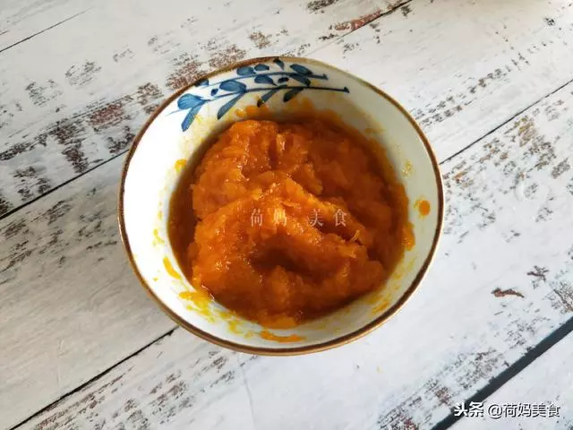 這兩樣食材一起做花捲,簡單營養又美味,常吃麵色紅潤、身體好