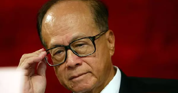李嘉誠:「什麼錢越花賺越多,越省卻越貧窮?」
