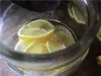 檸檬蜂蜜水製作方法,超刮油的茶,女人必喝